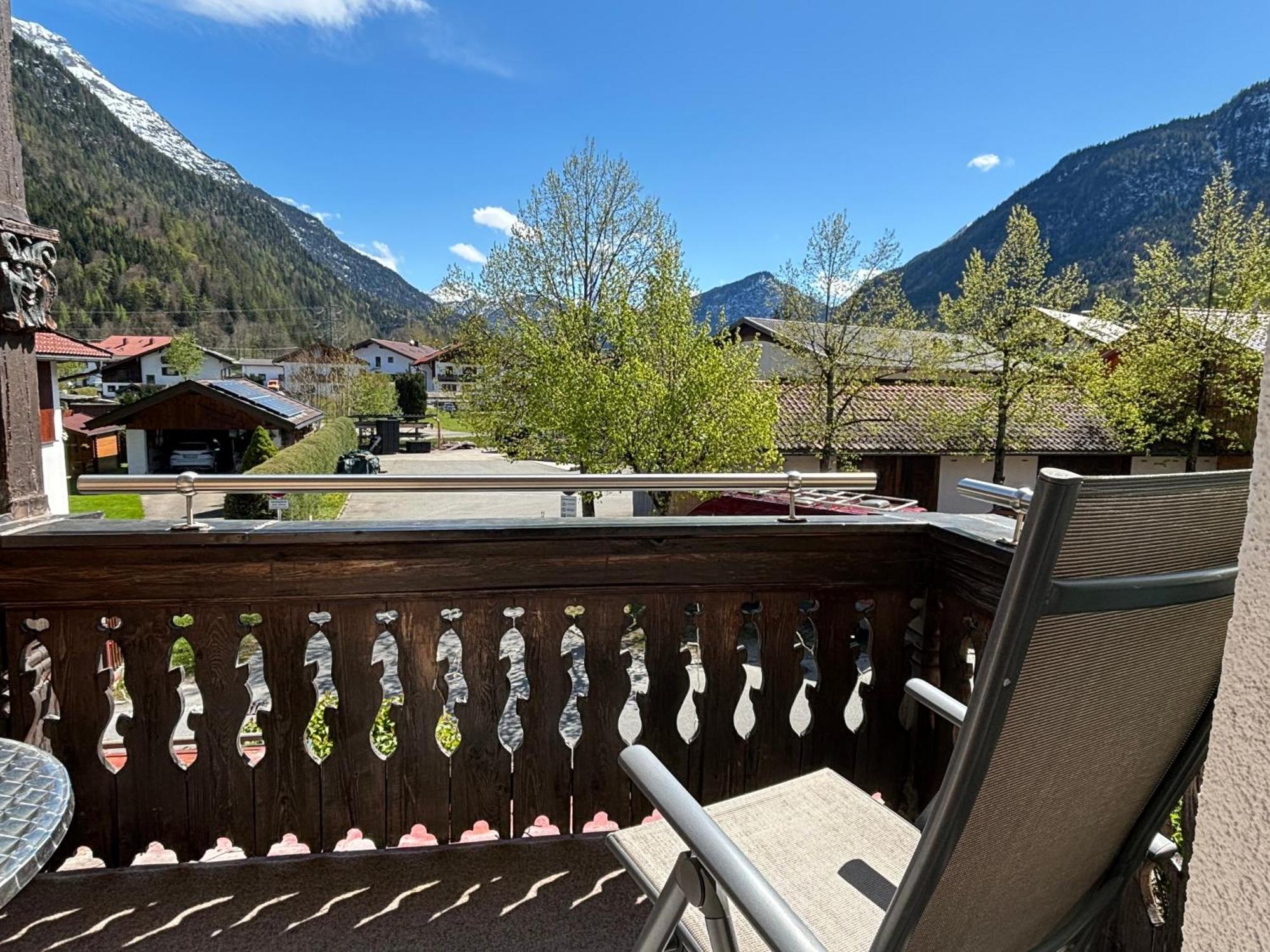 Pension Bavaria Mittenwald Exterior photo