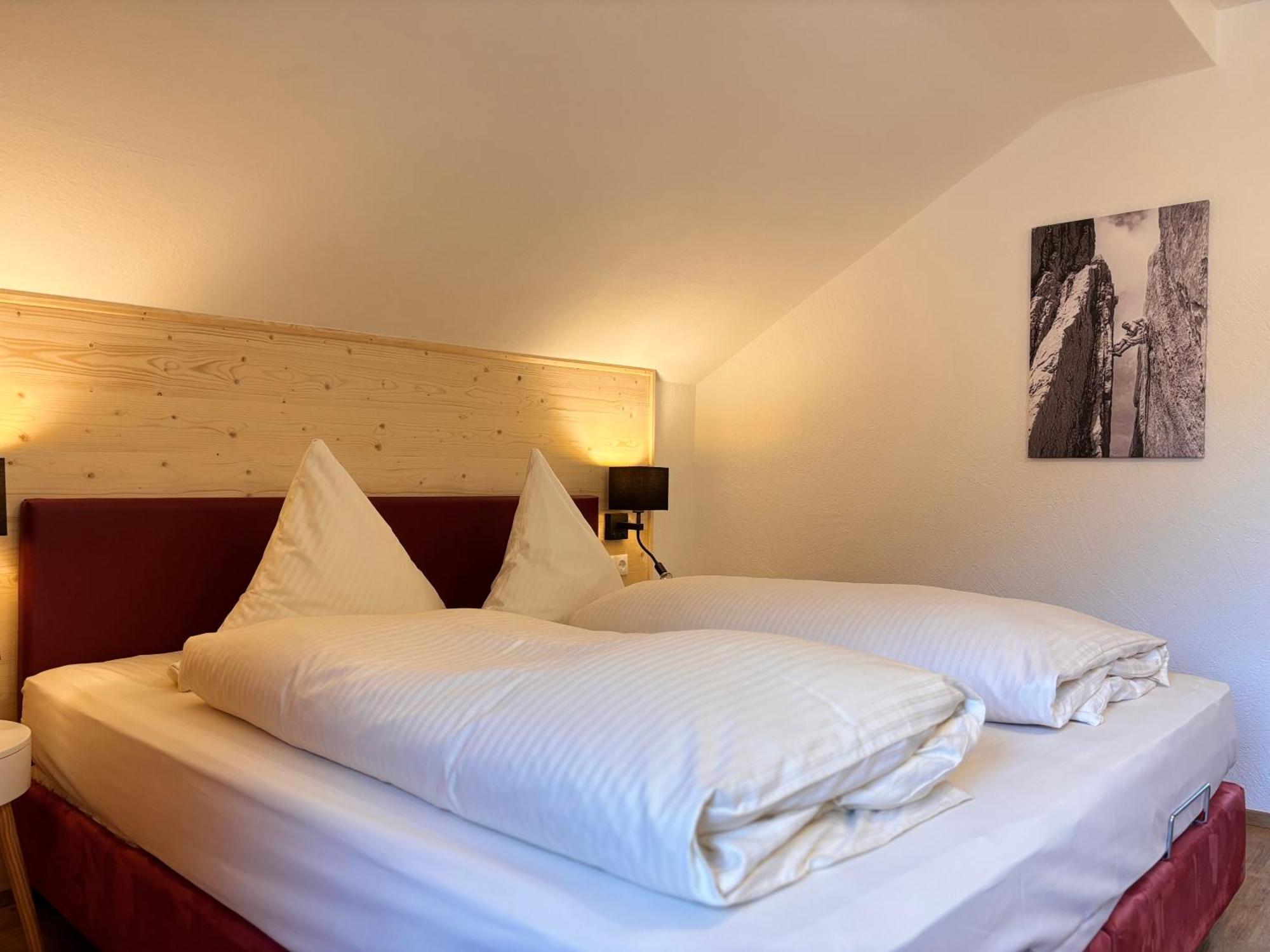 Pension Bavaria Mittenwald Exterior photo